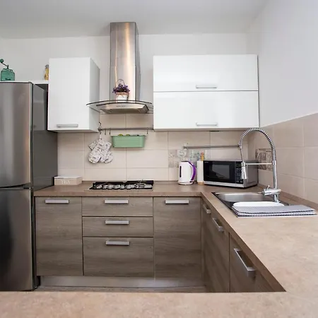 Willa Pistine - With Private Pool For 8 Near *