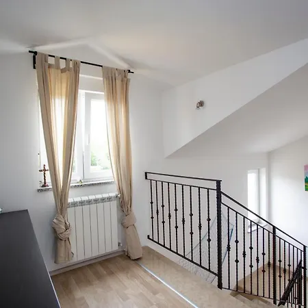 Pistine - With Private Pool For 8 Near *