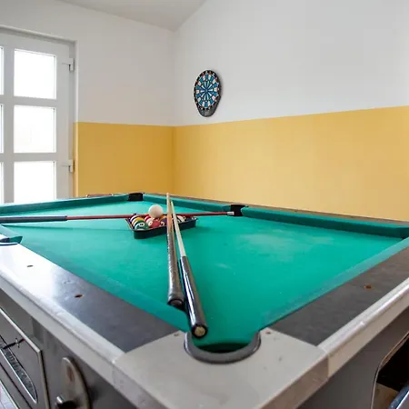 Pistine - With Private Pool For 8 Near Willa